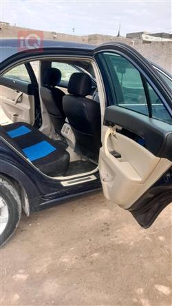 جيلي امجراند EC8